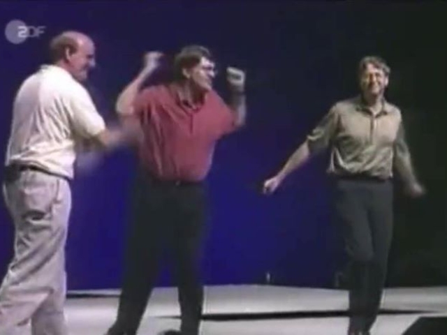 Steve Ballmer and Bill Gates on stage, 1998